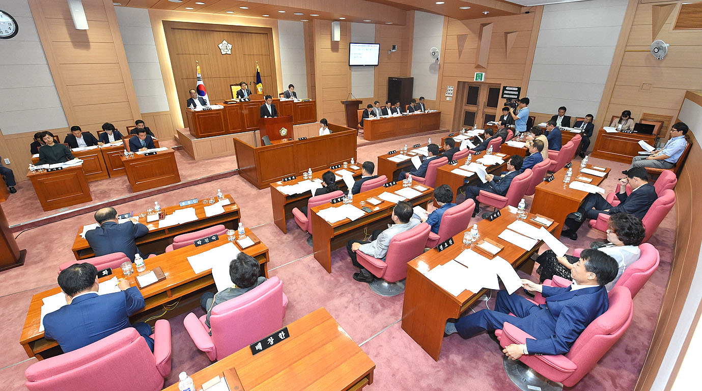 제188회 김해시의회 제2차 정례회 개회1