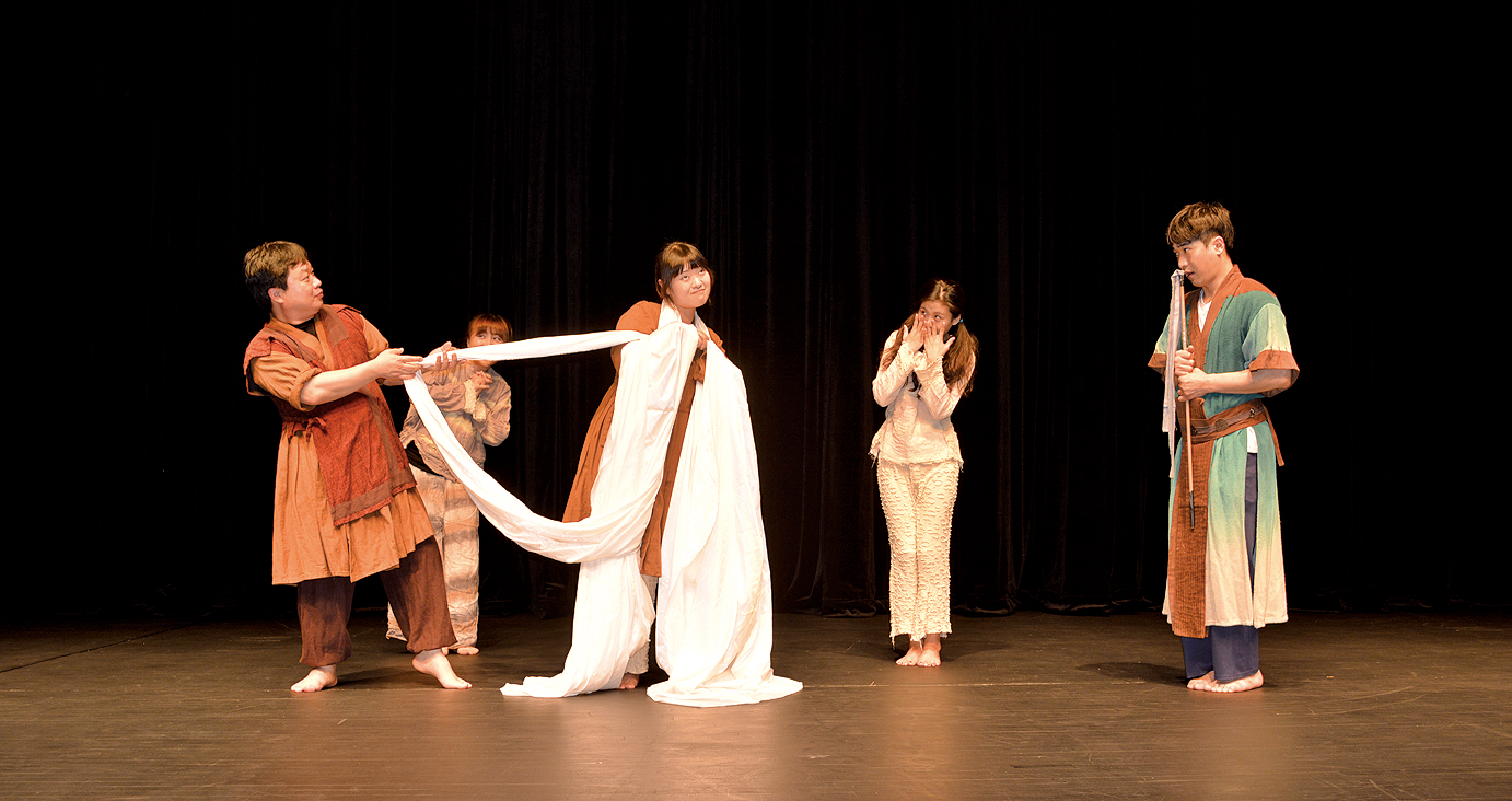 공연장 상주 단체 극단 '이루마'1