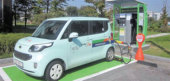 전기자동차 산다면 올해가 '딱'1