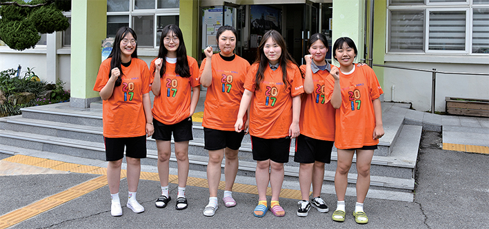 김해여고, 한국 대표 되다1