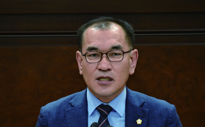 김해시의회 제205회 임시회 시정질문과 답변-이영철 의원1