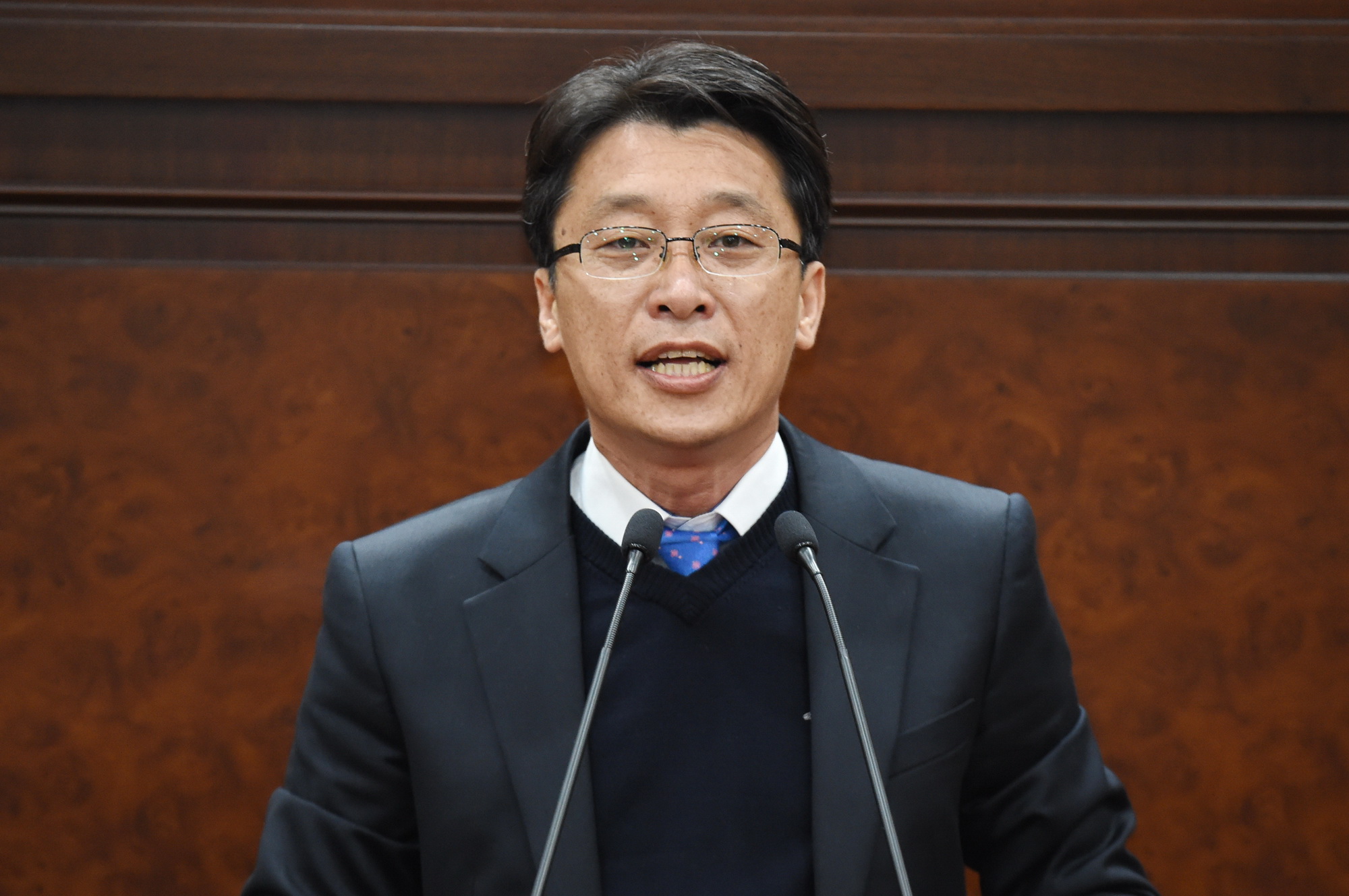 김해시의회 제206회 임시회 5분 자유발언 및 시정질문과 답변- 송유인 의원1