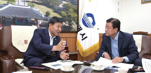 우리는 한 뿌리 아닙니까1