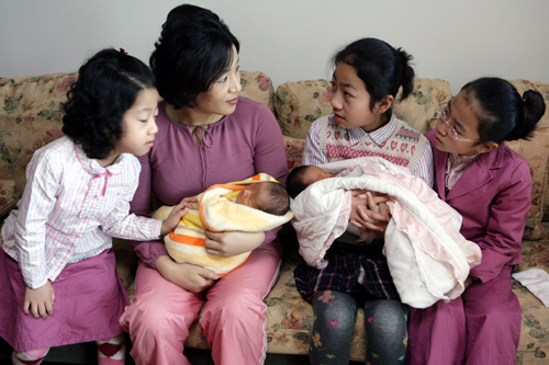 김해시 최초양육수당 수혜자 탄생1