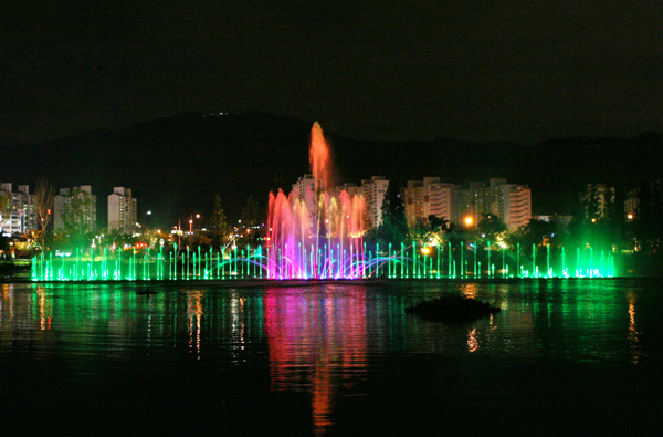 연지공원 음악분수 가동1