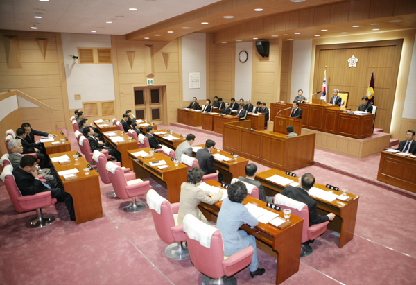 제115회 김해시의회 임시회 폐회1