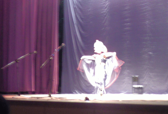 사랑의 가족 마술공연 열려1