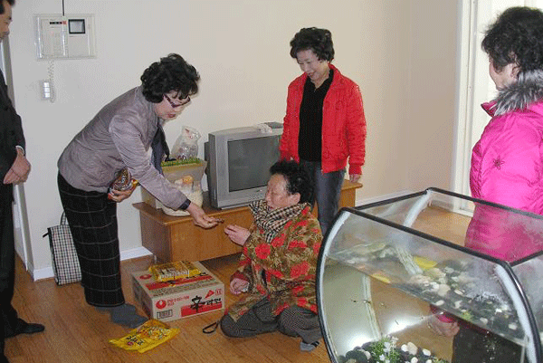 독거노인 방문봉사 호응1