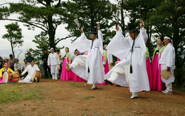 장유 '반룡산 만날제' 거행1