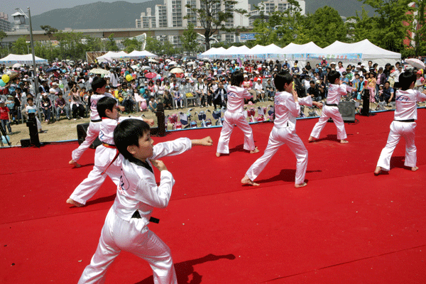 어린이들에게 꿈과 희망을 …1