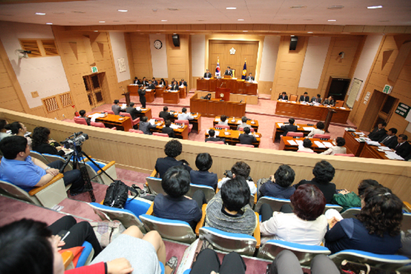 제165회 김해시의회 임시회 개최1