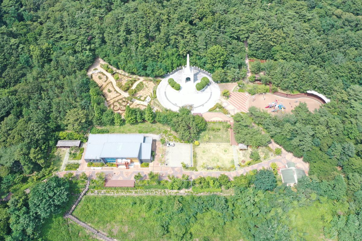 김해시, 태극기 휘날리는 무궁화원 조성0