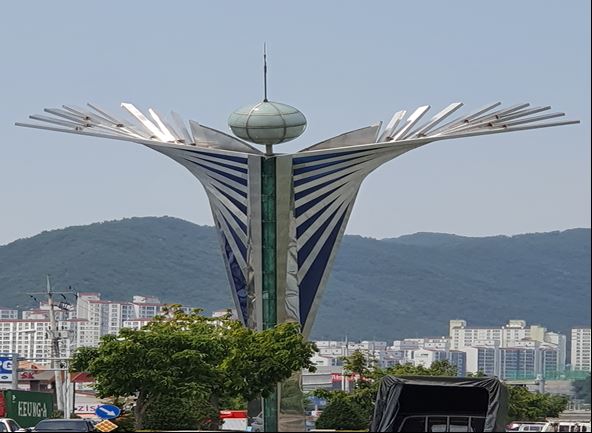 김해의 색다른 공공조형물을 소개합니다0