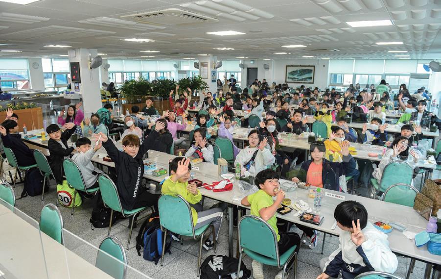 거제양정초등학교 학생들.jpg