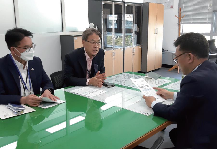 김석기 부시장이 중앙부처를 방문해 국비 지원을 건의