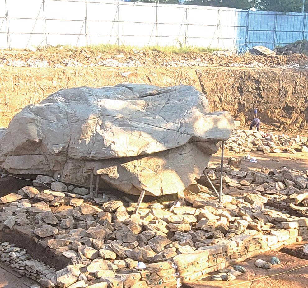 발굴 현장 수작업 모습