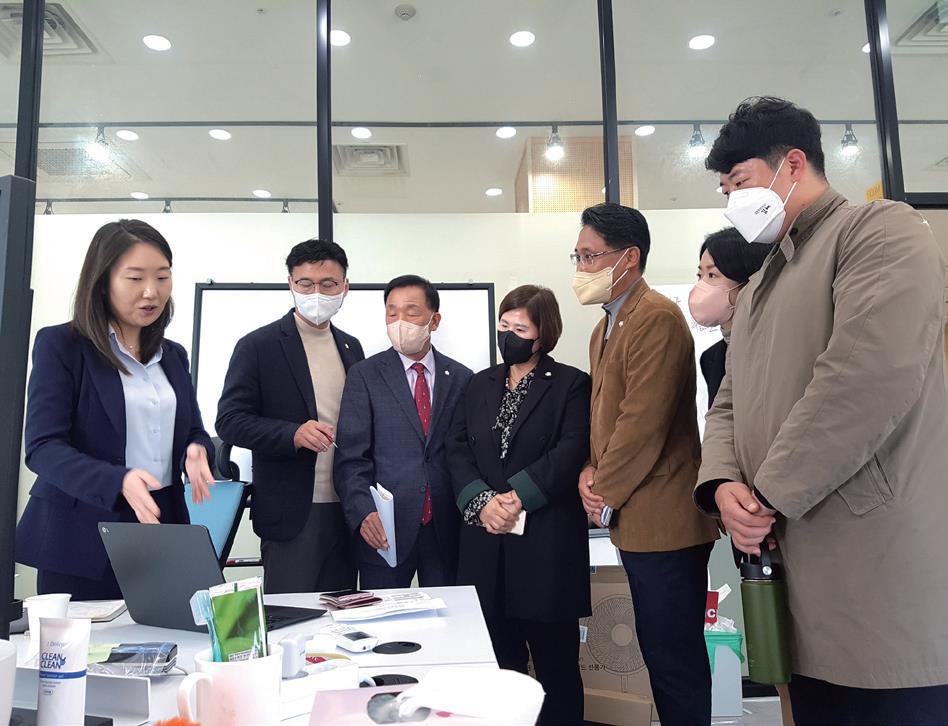 김해시의회, 관내 주요사업장 현장 방문(행정자치위원회)