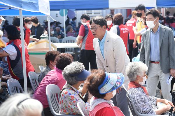 활천동 경로잔치4