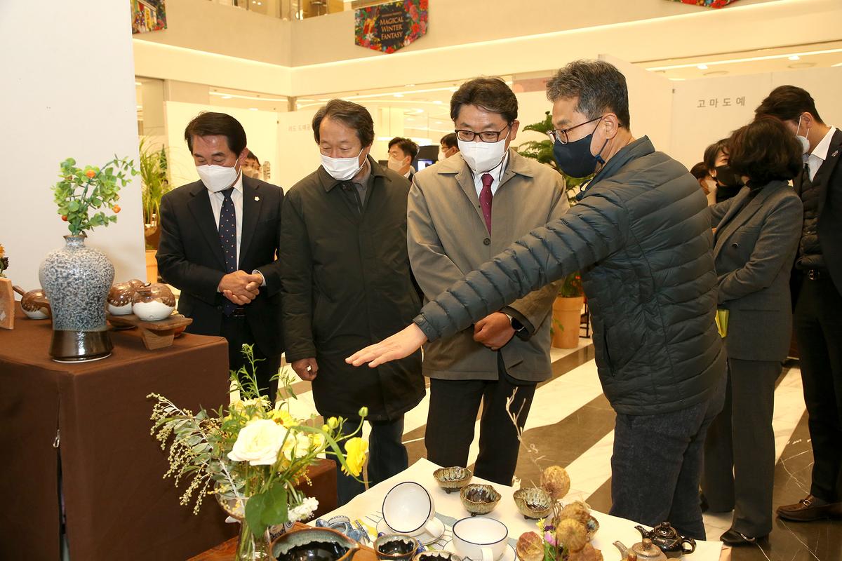 청년도예가 도자기 마켓0