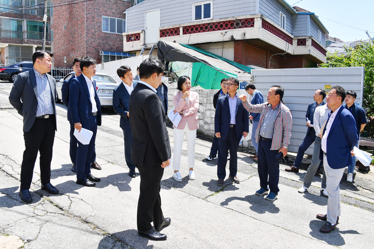 도시건설위원회 삼방지구 재건축사업 현장방문