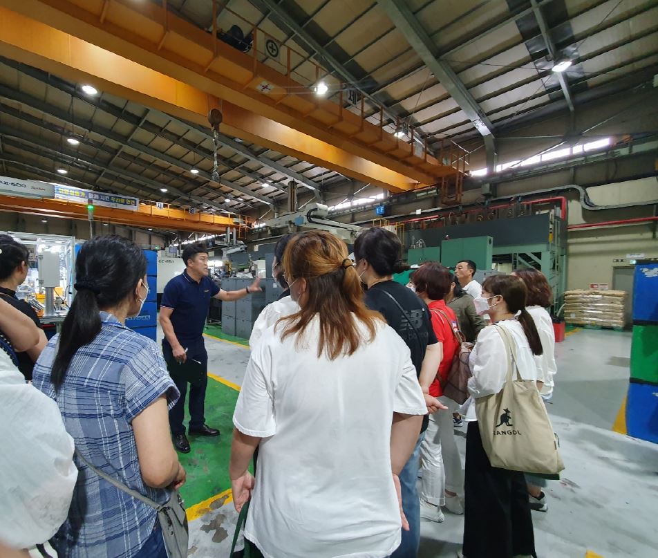 (김해시 희망일자리버스 여섯 번째 운행)광신아이앤피 사진