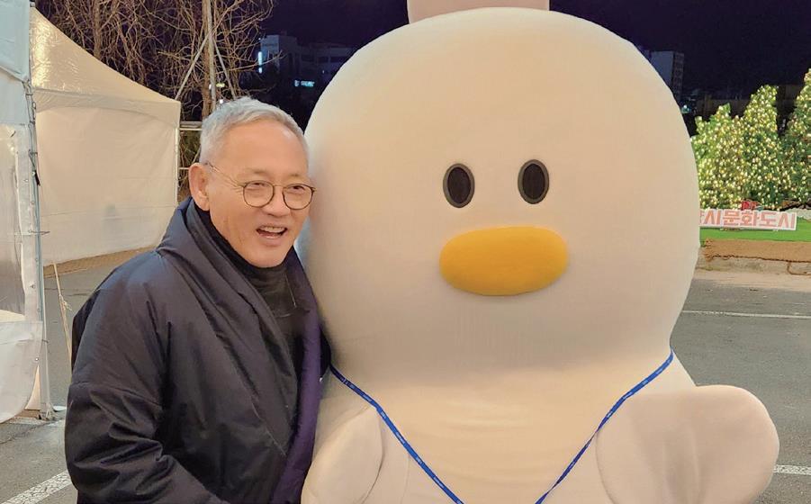 유인촌 문화체육관광부 장관과 토더기