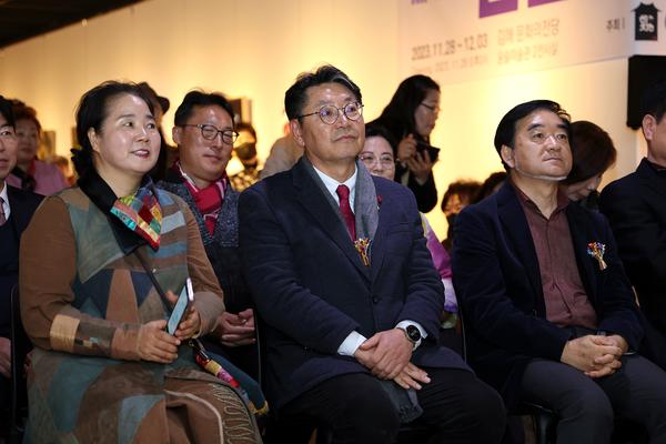 한천공각양각색전회원전