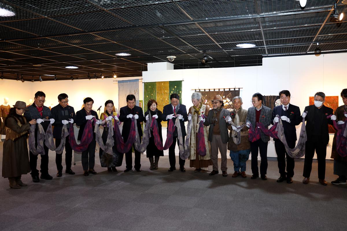 한천공각양각색전회원전