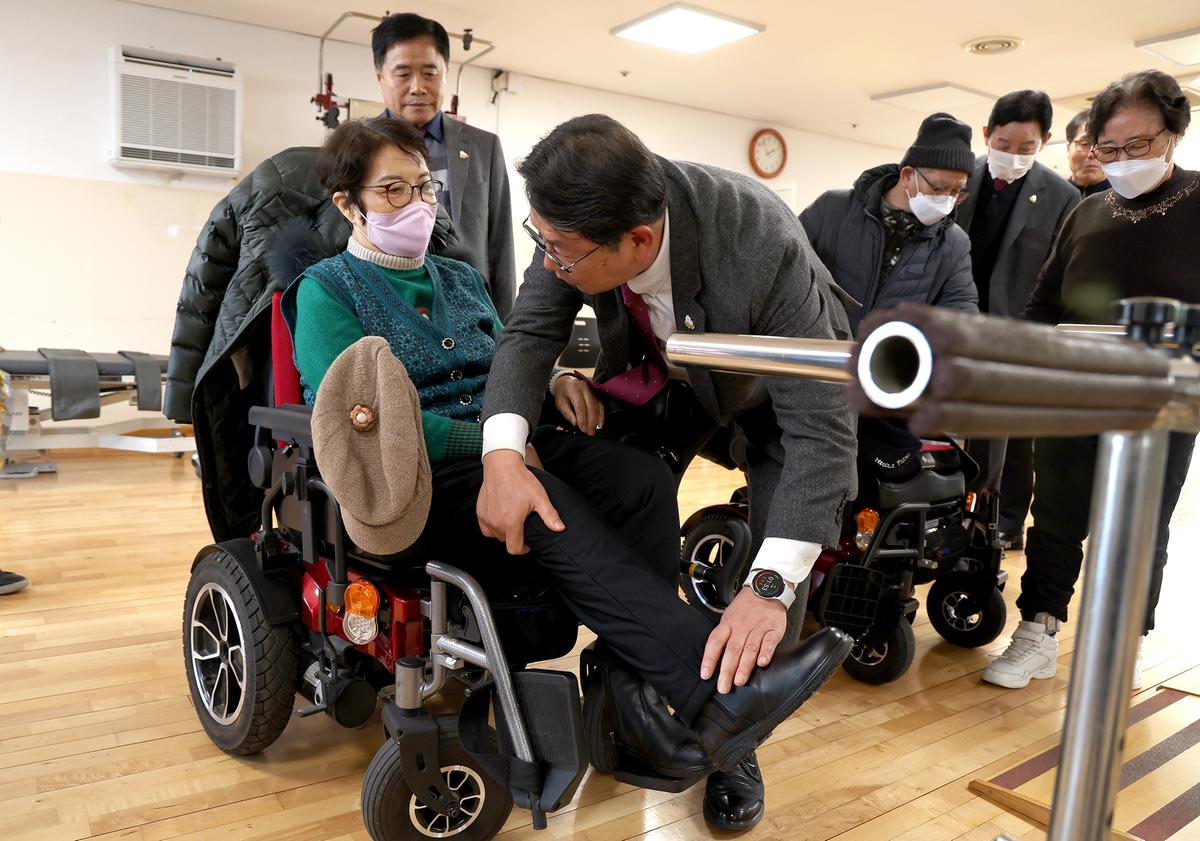 노인종합복지관 급식봉사12