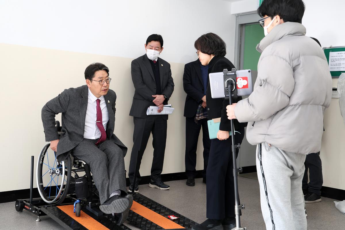 노인종합복지관 급식봉사15