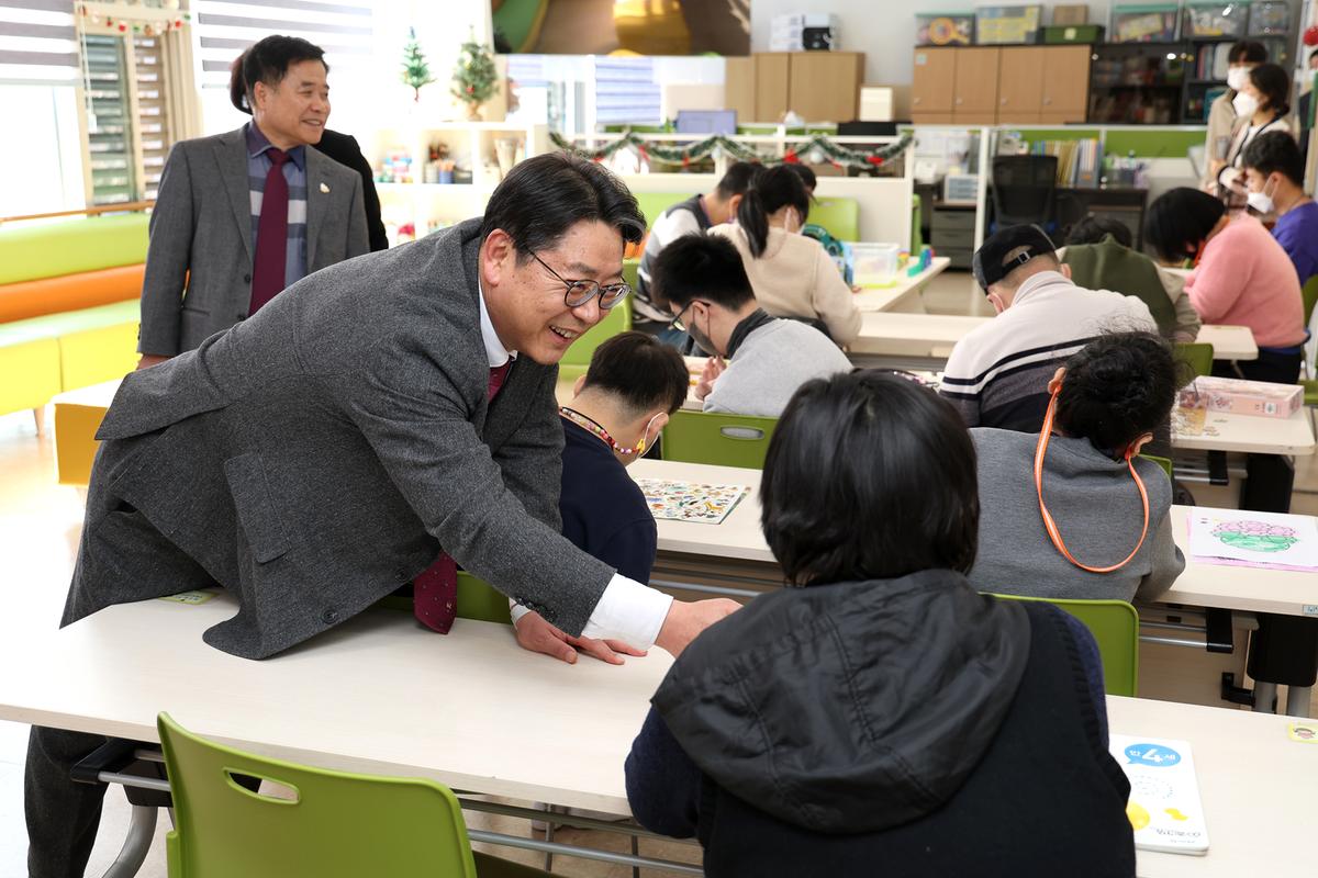 노인종합복지관 급식봉사17