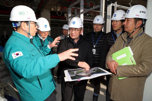 김해종합운동장 건립사업현장방문