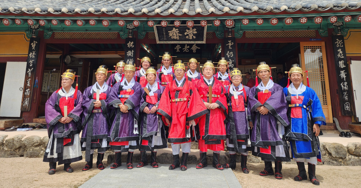 수로왕릉 내 숭선전과 숭안전에서 춘향대제 봉행