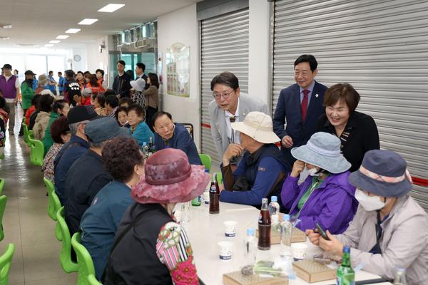 제52회 어버이날 기념 삼안동 경로위안잔치2
