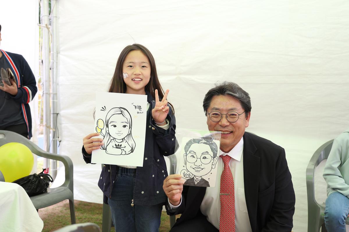 김해독서대전 모산공원 야외도서관2