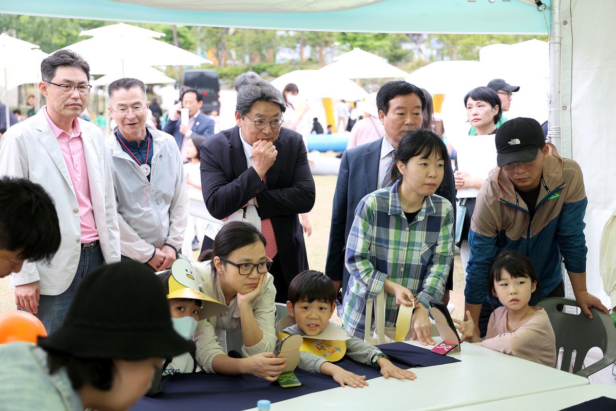 김해독서대전 모산공원 야외도서관4
