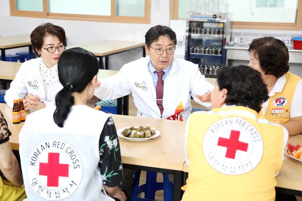 김해시노인종합복지회관 급식봉사