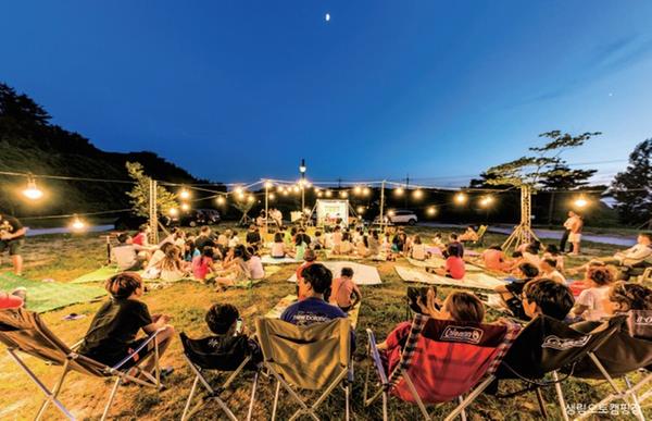 추억을 피우는 불빛, 캠핑의 낭만을 품은 김해0