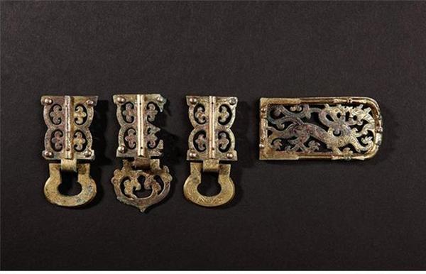 김해 대성동 88호분 출토 금동허리띠0