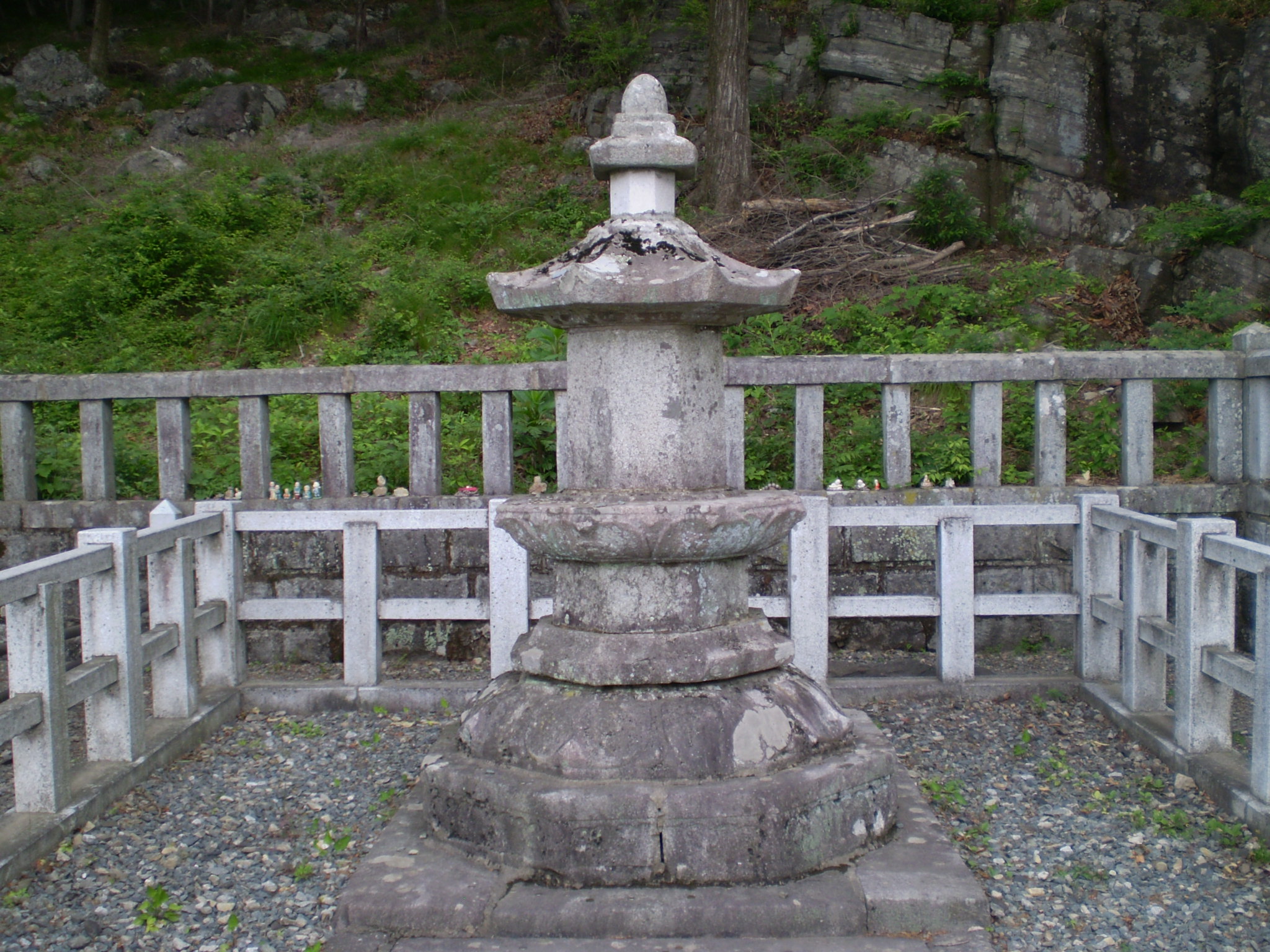 김해 장유화상사리탑