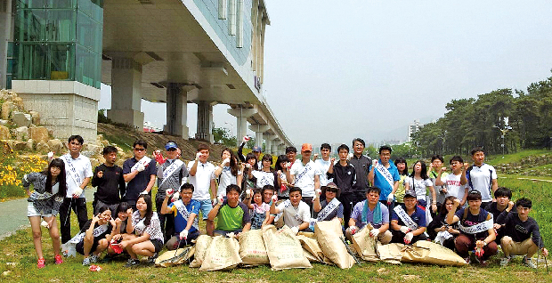 아빠와 함께 청소해요1