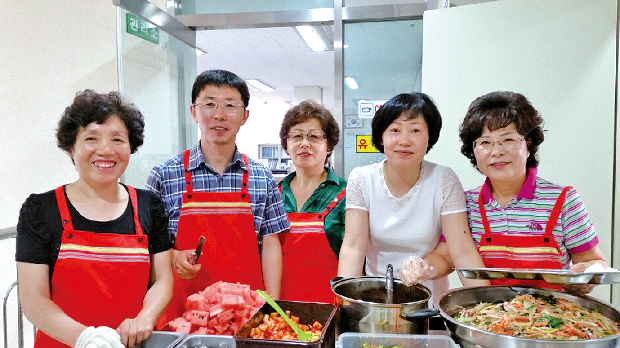 엄마손 밥상이 챙겨주는 점심1