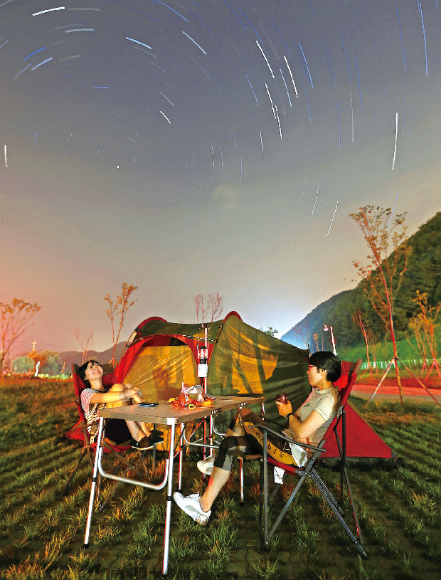 별 아래서 즐기는 여유!1