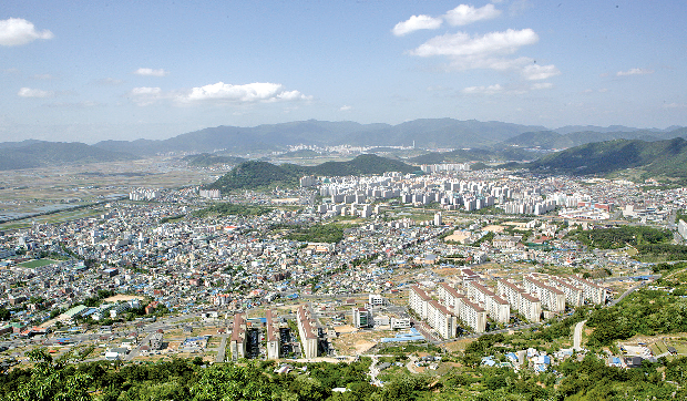 2014년 김해 최고 지가는 3.3m²당 1,135만 원1
