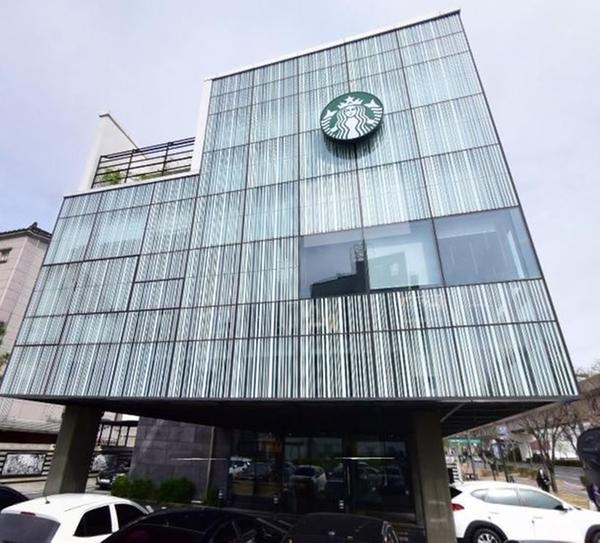 스타벅스 김해대로DT점