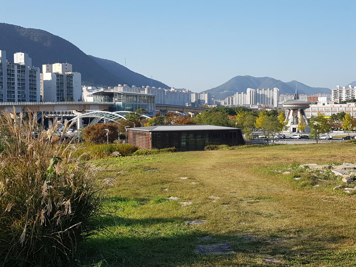 부산김해경전철 박물관역