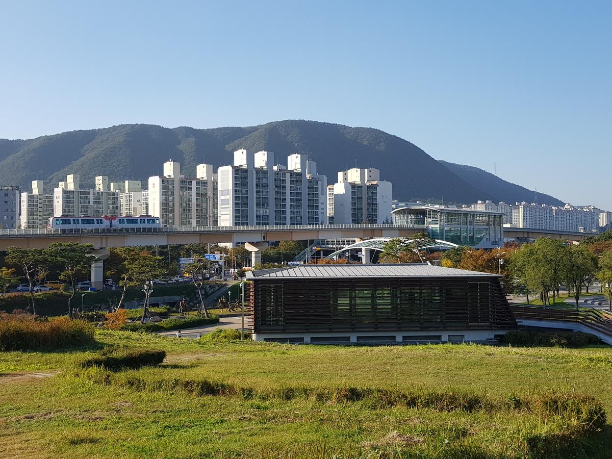 부산김해경전철 박물관역