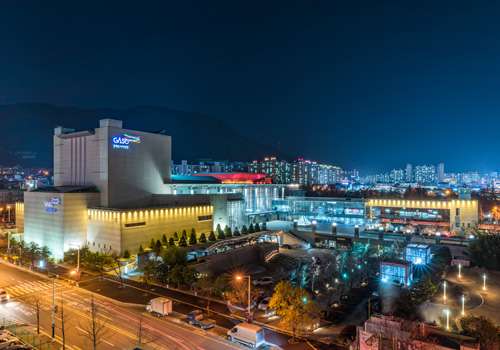 Gimhae Arts and Sports Center