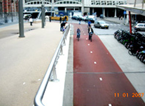 자전거주차장 진입부