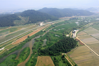 상공에서 바라본 노랑부리저어새뜰 모습